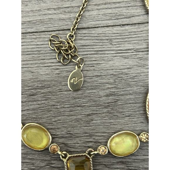 Lovely Vtg Citrine- Colored Faceted Acrylic & Rhinestone Statement Necklace . - Picture 3 of 3